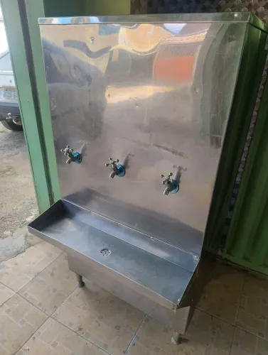Bebedouro inox 3 torneiras