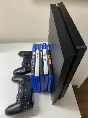 PS4 seminovo