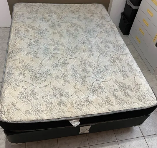 Cama box casal + colchão 