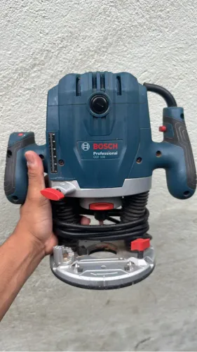 Tupia Profissional Bosch 220w semi