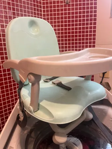 Cadeirinha de alimentação galzerano