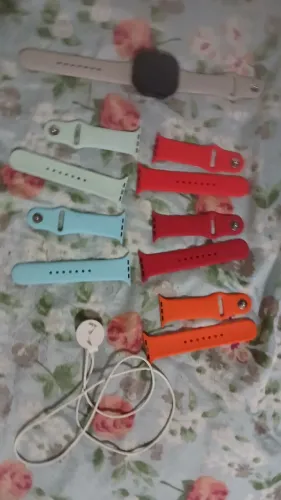 Relógio da Apple original tudo certinho novo e um fone de ouvido de brinde