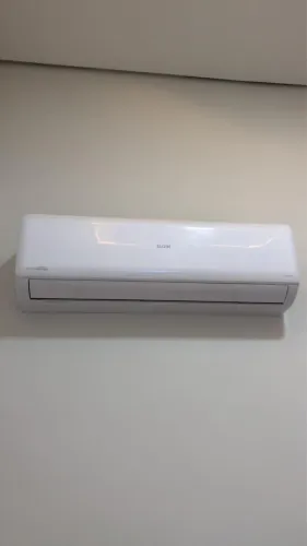 AR CONDICIONADO 24000BTUs