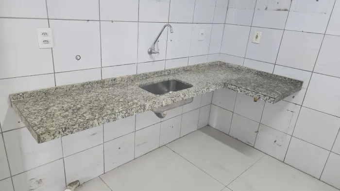 Pia de cozinha em granito 