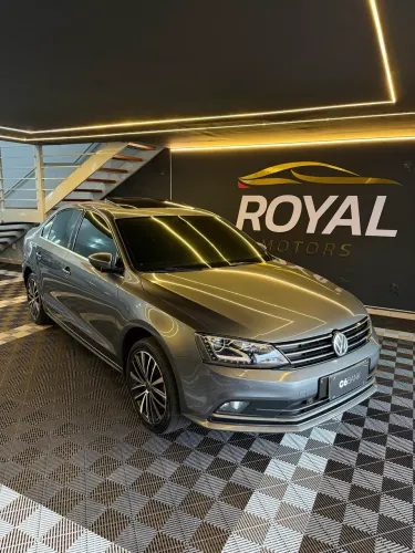 Volkswagen Jetta Highline 2.0 TSI 16V 4P Tiptronic 2017