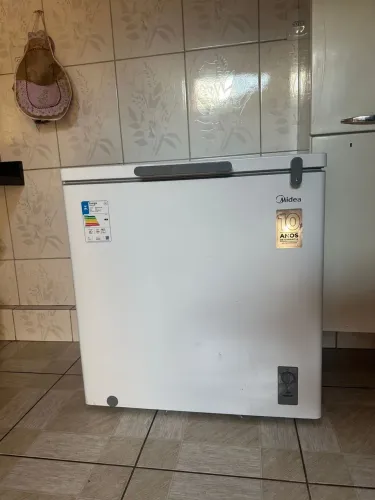 Freezer midea 200 litros