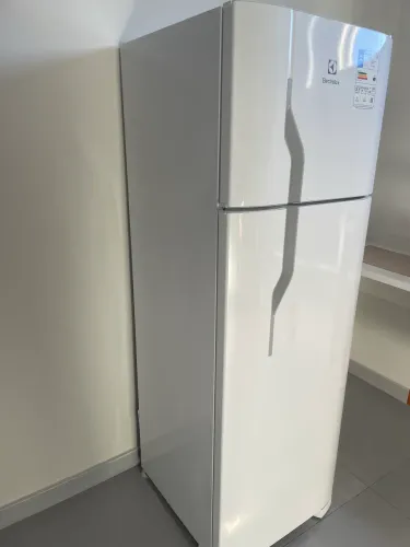 Geladeira Electrolux 260 Litros Duplex Branca