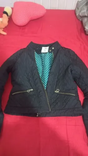 Vendo lotes de roupa de frio