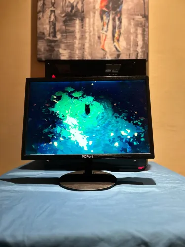 Monitor PCFort 19" WXGA