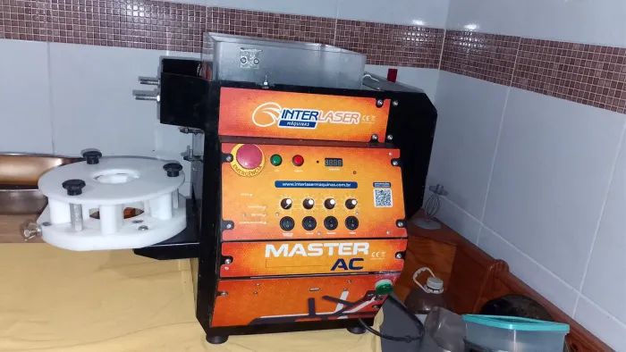 Máquina de salgado e produção de massa