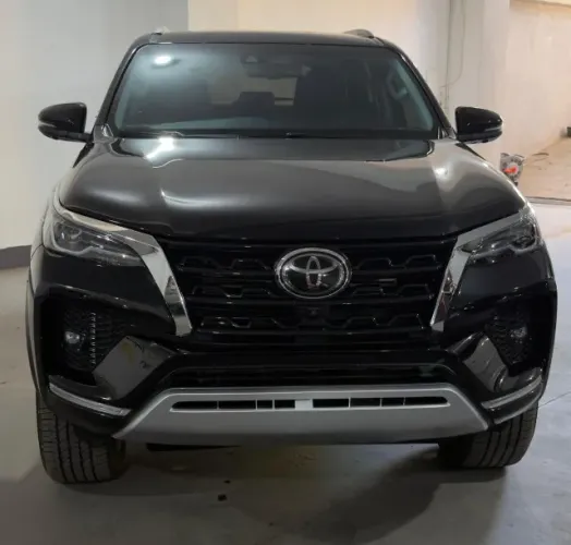 Toyota Hilux SW4 SRX 4X4 2.8 TDI 16V Dies. Aut. 2024