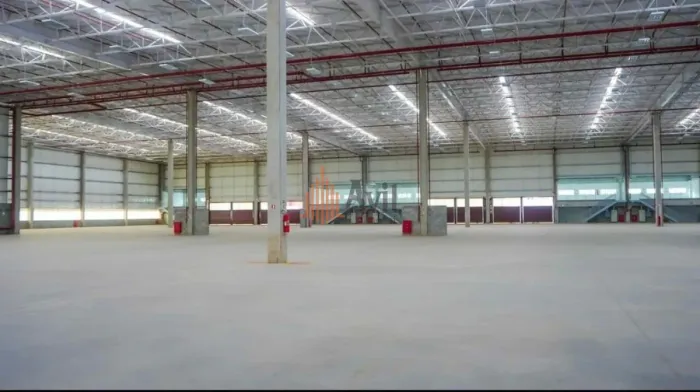 Galpão Comercial 1300,02m² à Venda em Cotia