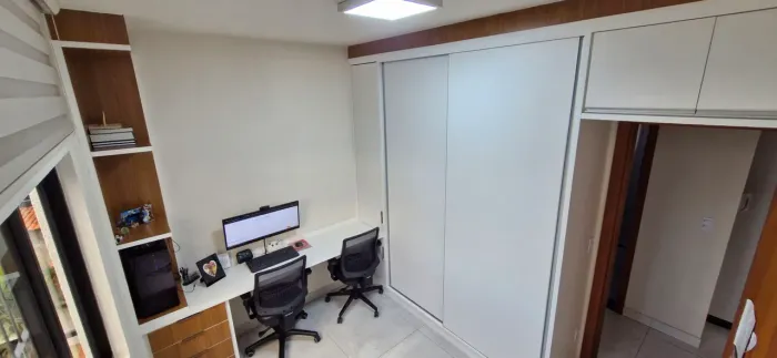 Móvel Planejado Completo - Guarda-Roupa + Bancada + Nichos (Excelente Estado)