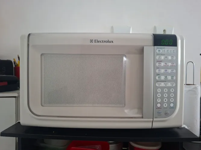 Micro-ondas Electrolux ME28S