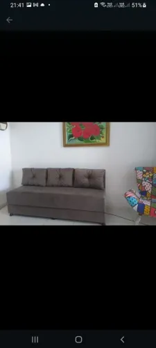 Sofá bicama com reposto tecido sued acompanha 3 almofadas soltas