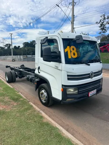 VW 11.180 PRIME 4X2 CHASSI-ANO2018