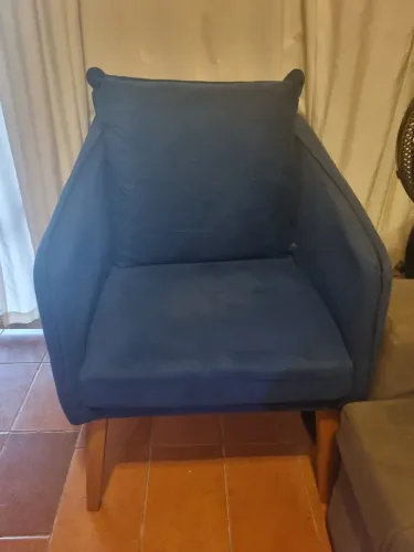 Vende-se  poltronas  semi novos
