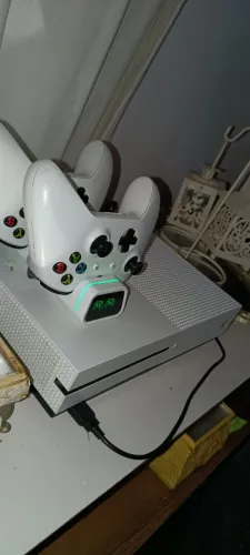 Xbox one muito novo