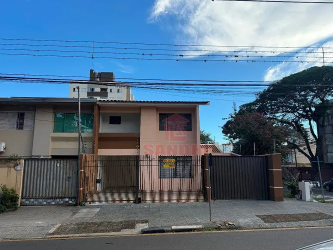 Sobrado com 3 dormitórios à venda, 170 m² por R$ 725.000,00 - Zona 02 - Maringá/PR