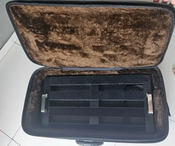 Pedalboard 61x31 com bag de viagem