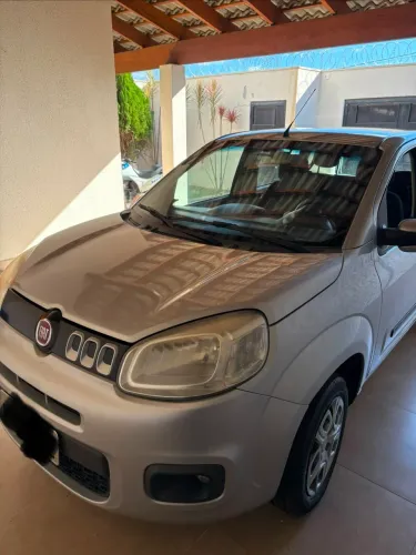 Fiat Uno Evolution 1.4 Fire Flex 8V 5P 2015