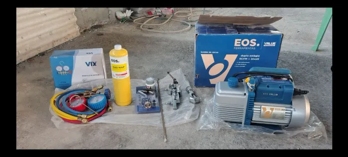 Kit para trabalhar com Refrigeração.