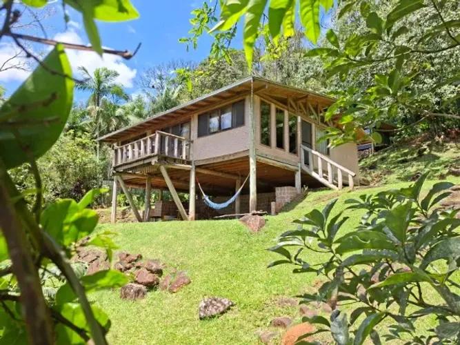 ALUGA-SE LINDA CASA NO MONTE CRISTA - GARUVA/SC