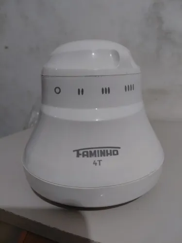 Chuveiro seminovo funcionando perfeitamente Fame