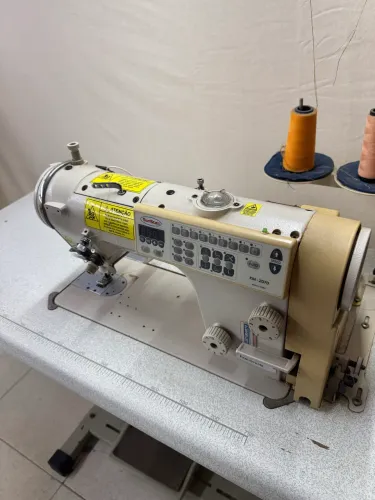 Máquina de costura ZigZag eletrônica SunStar