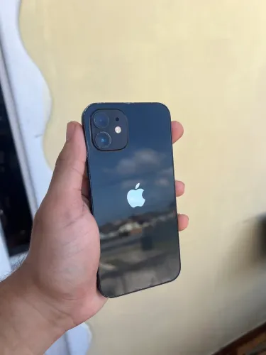 iPhone 12 64GB funcionando tudo