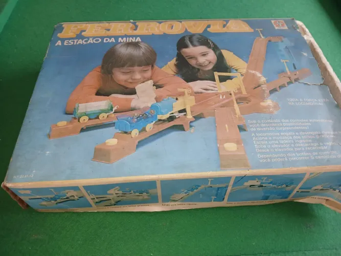 Brinquedo antigo da Estrela anos 1970 Ferrovia Estação da Mina