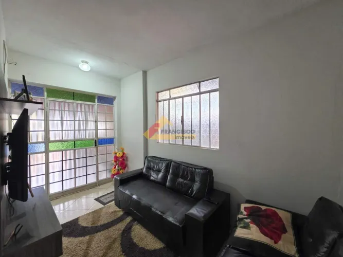 Casa à venda, 3 quartos, 2 vagas, Vila Romana - Divinópolis/MG