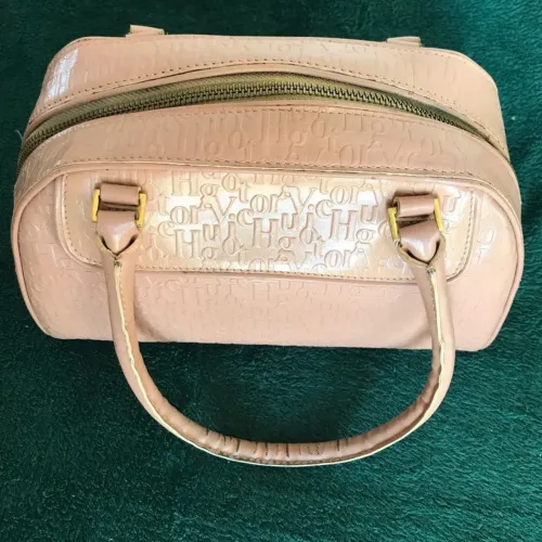 bolsa em couro original da marca victor hugo