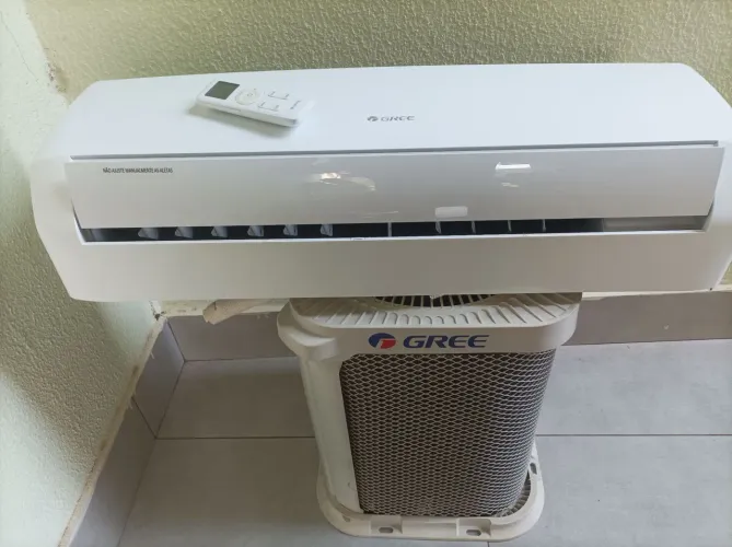 Vendo ar condicionado 9 mil btu convencional instalado 