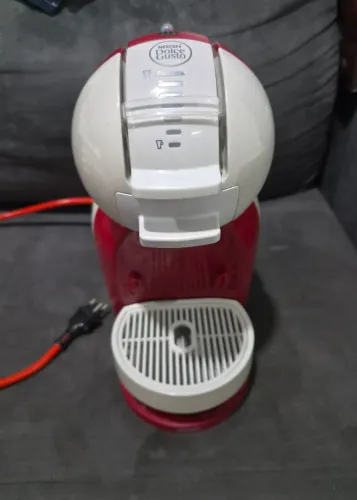 Cafeteira Nescafé Dolce Gusto Mini Me Automática - Vermelha/Branca