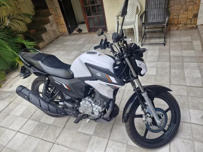 Linda Yamaha Factor 150 2025 super nova