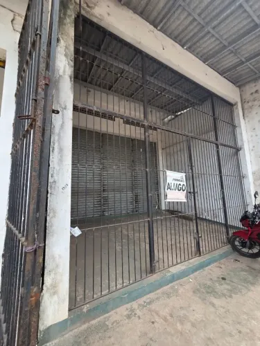 Ponto em plena Rua São Domingos / próximo a ponte do Tucunduba na feira da Terra Firme.