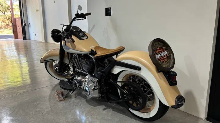 Vendo Harley Davidson Deluxe 2012