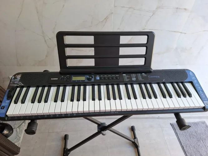 Teclado cassio CT-S300 completo pouquíssimo usado