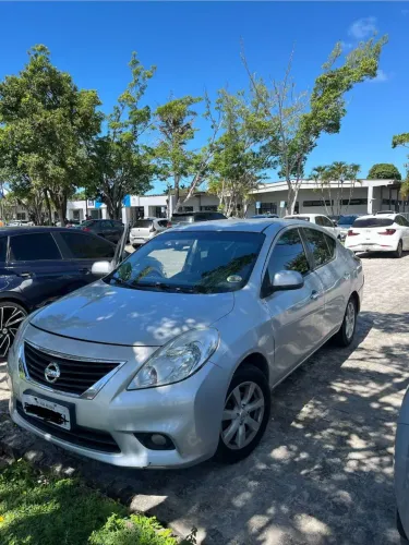 Nissan Versa SL 1.6 16V Flex Fuel 4P Mec. 2013