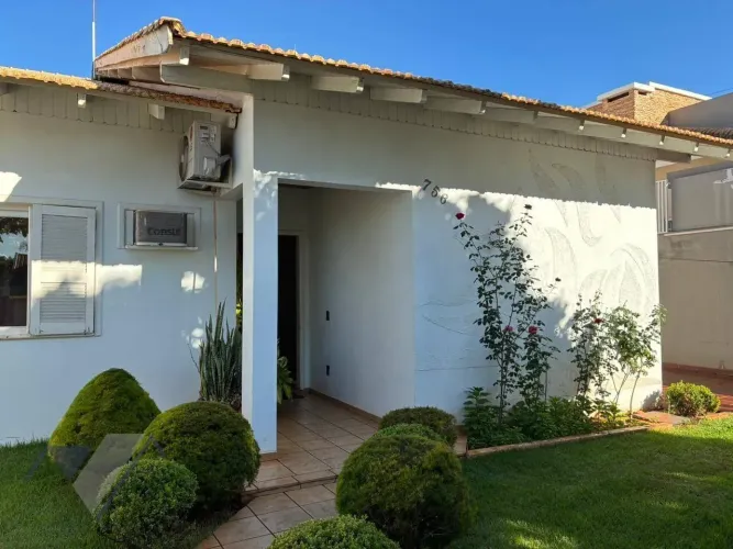 Casa à Venda no Centro de Marechal Cândido Rondon  Espaço, Conforto e Localização Privileg