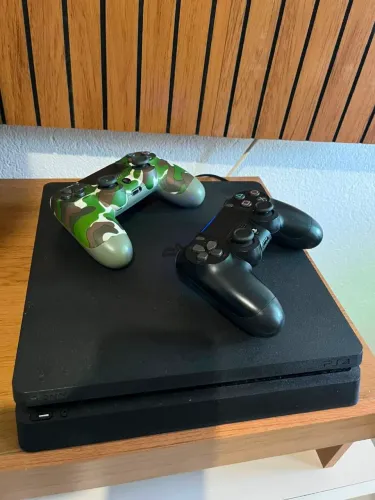 Ps4 slim