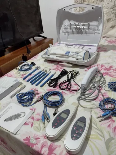MALETA FACIAL LIFTRON III DGM- MICROCORRENTES - DE 3.190 POR 2.499 COM 30% DESCONTO!!!