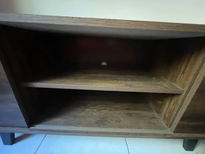Rack para TV / Aparador em MDF amadeirado - Ótimo estado