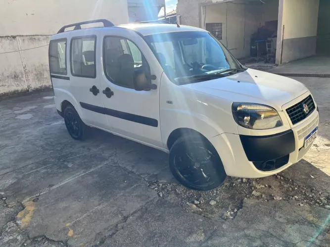 Fiat Doblo Essence 1.8 Flex 16V 5P 2021