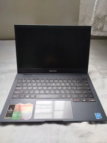 Notebook Positivo Motion Plus Q464B 4GB / 64GB - Conservado + Carregador Original