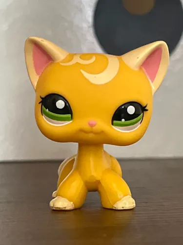 Littlest pet shop