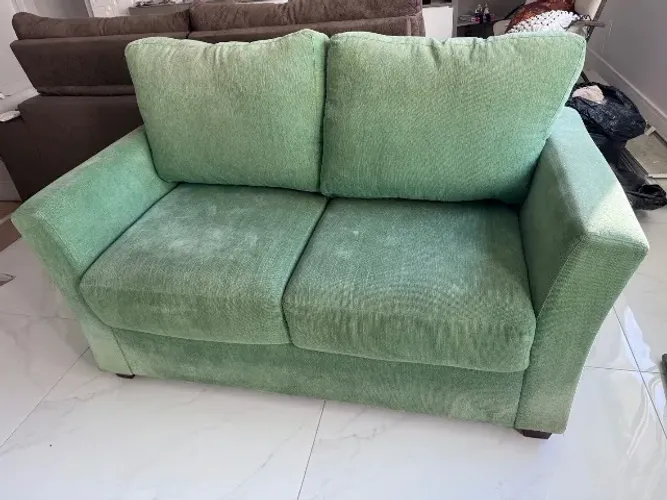 Sofá 2 lugares