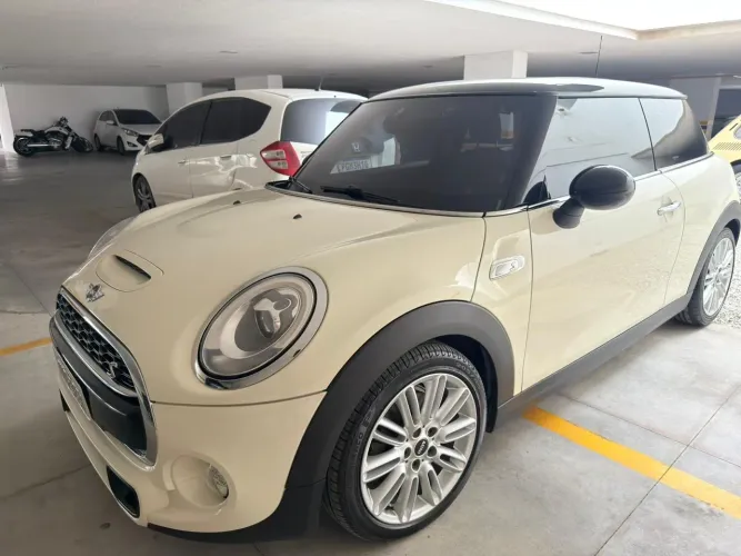 Mini Cooper S 2.0 Turbo 16V 3P Aut. 2015