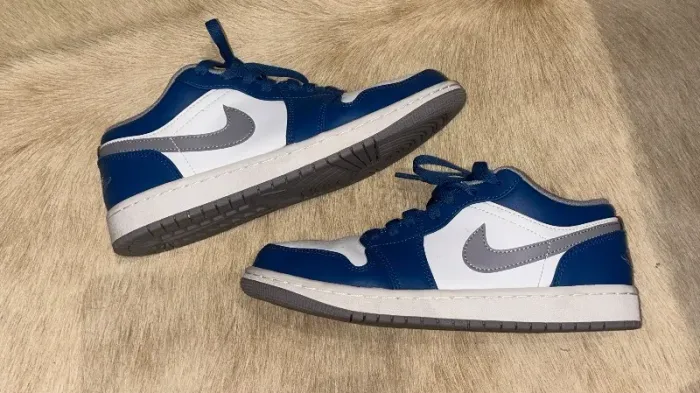 Air Jordan 1 Low True Blue